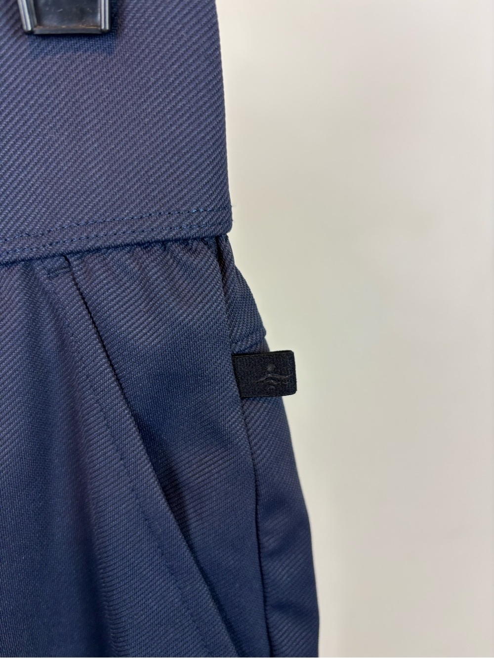 Halara Mid High Waisted Quick Dry Golf Shorts with Pockets 5''-Golf Tee-UPF40+ S - Picture 5 of 11